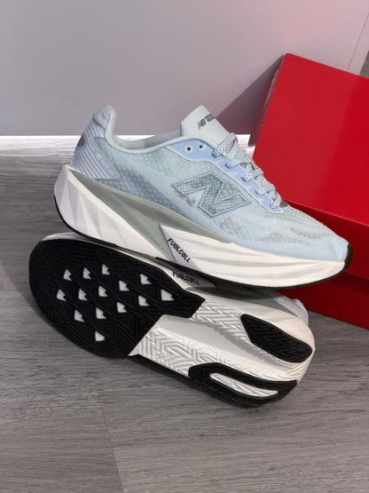 New balance rebel V5