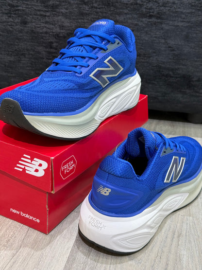 New Balance MORE V6