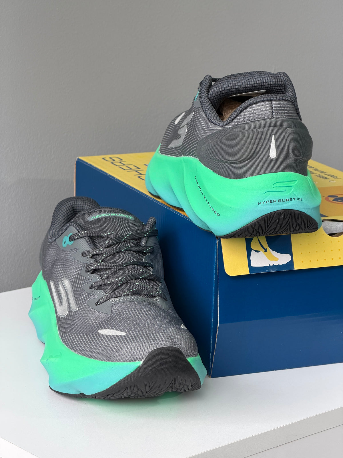 Skechers AEROBURST