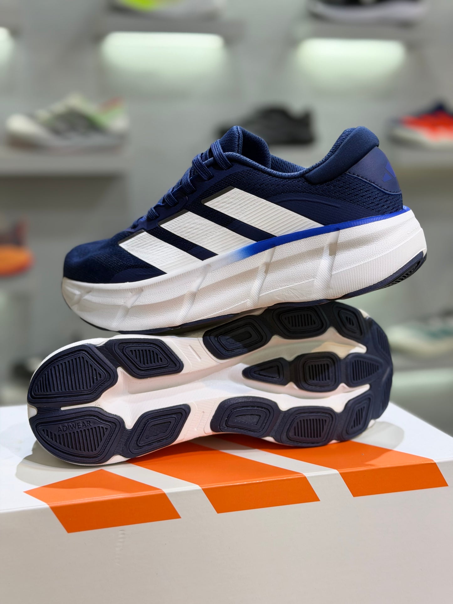 Adidas Questar 4