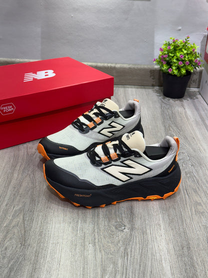 New balance Hierro