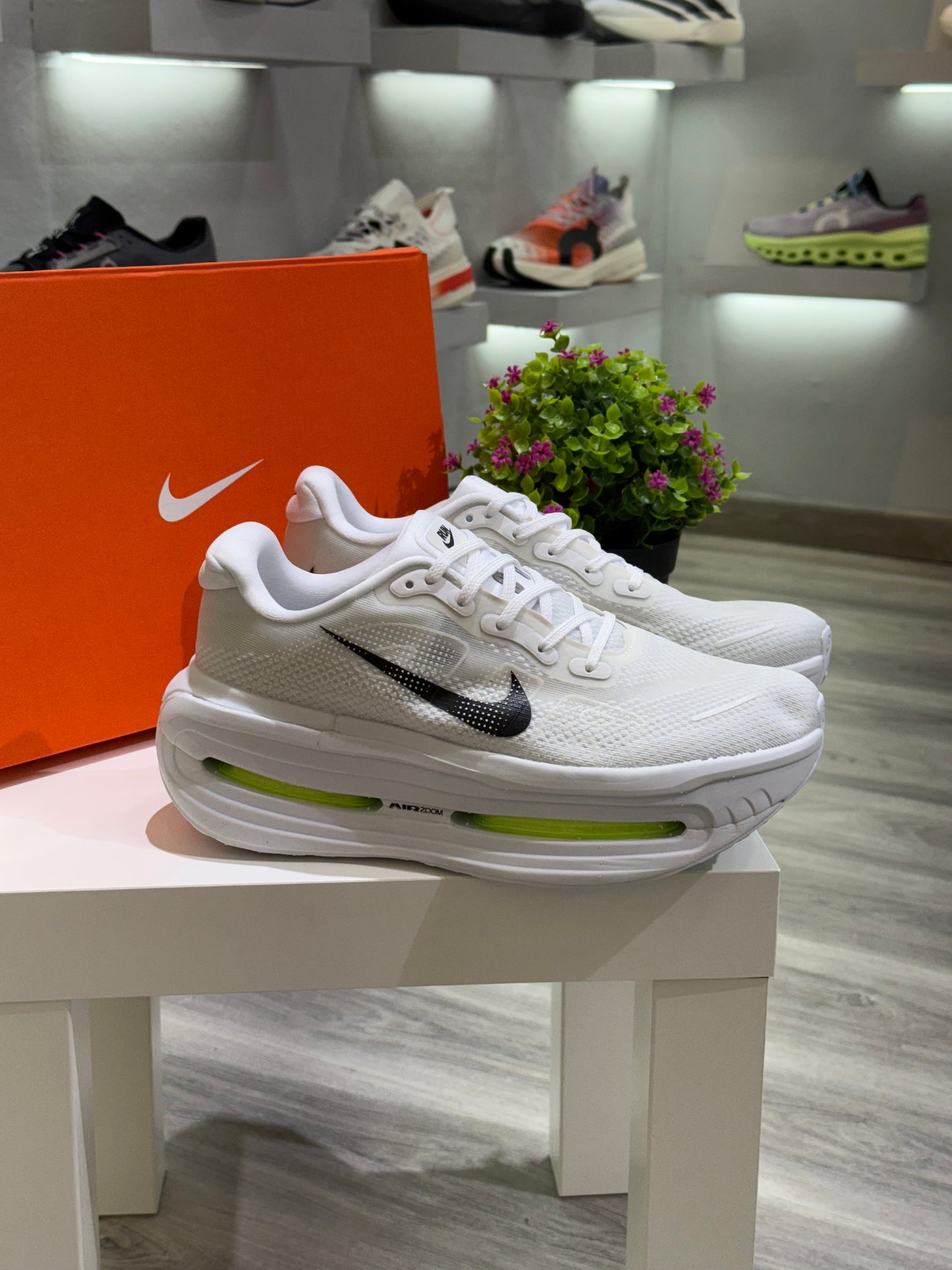 Nike Vomero Premium