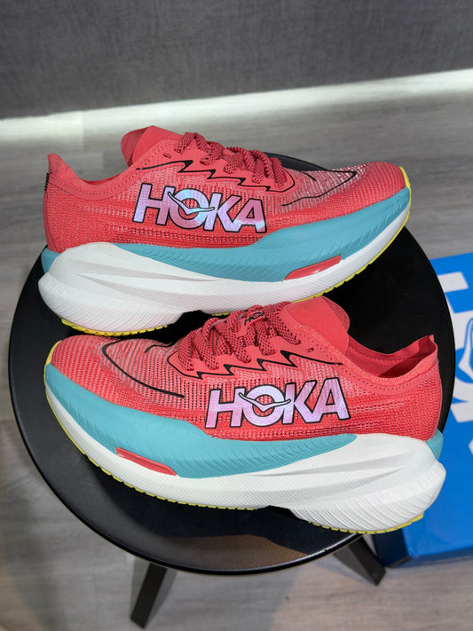 Hoka MACH X2