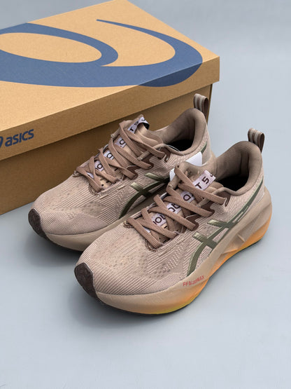 Asics Novablast 5