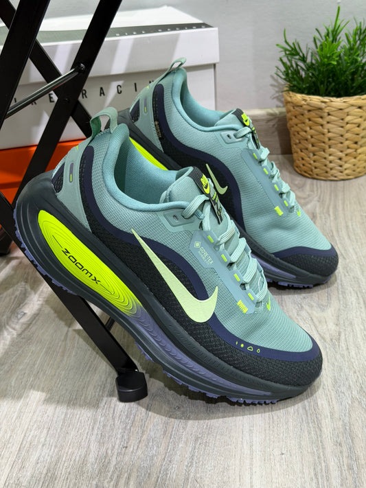 Nike Vomero 18 Goretex