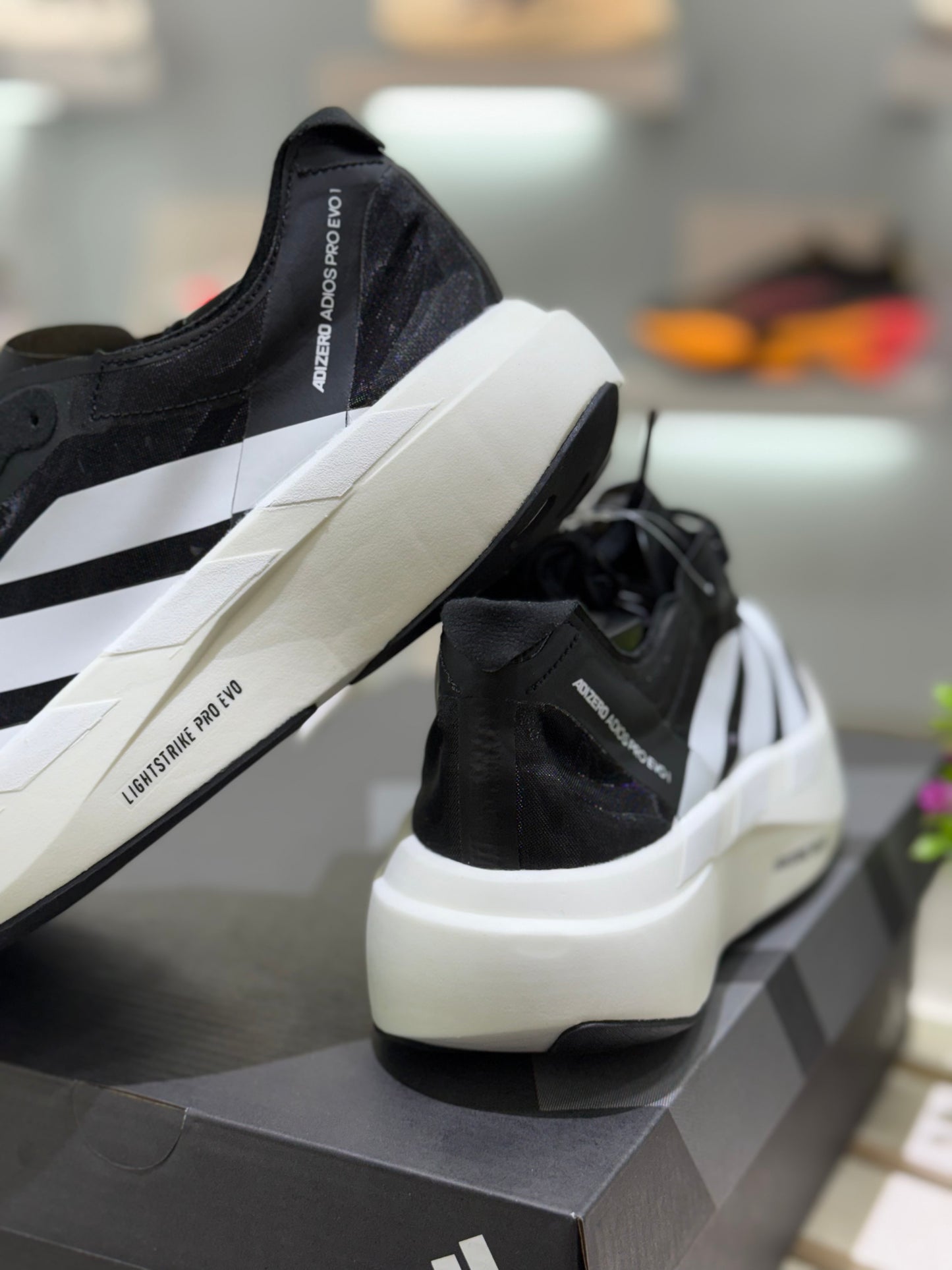 ADIZERO ADIOS PRO EVO 1