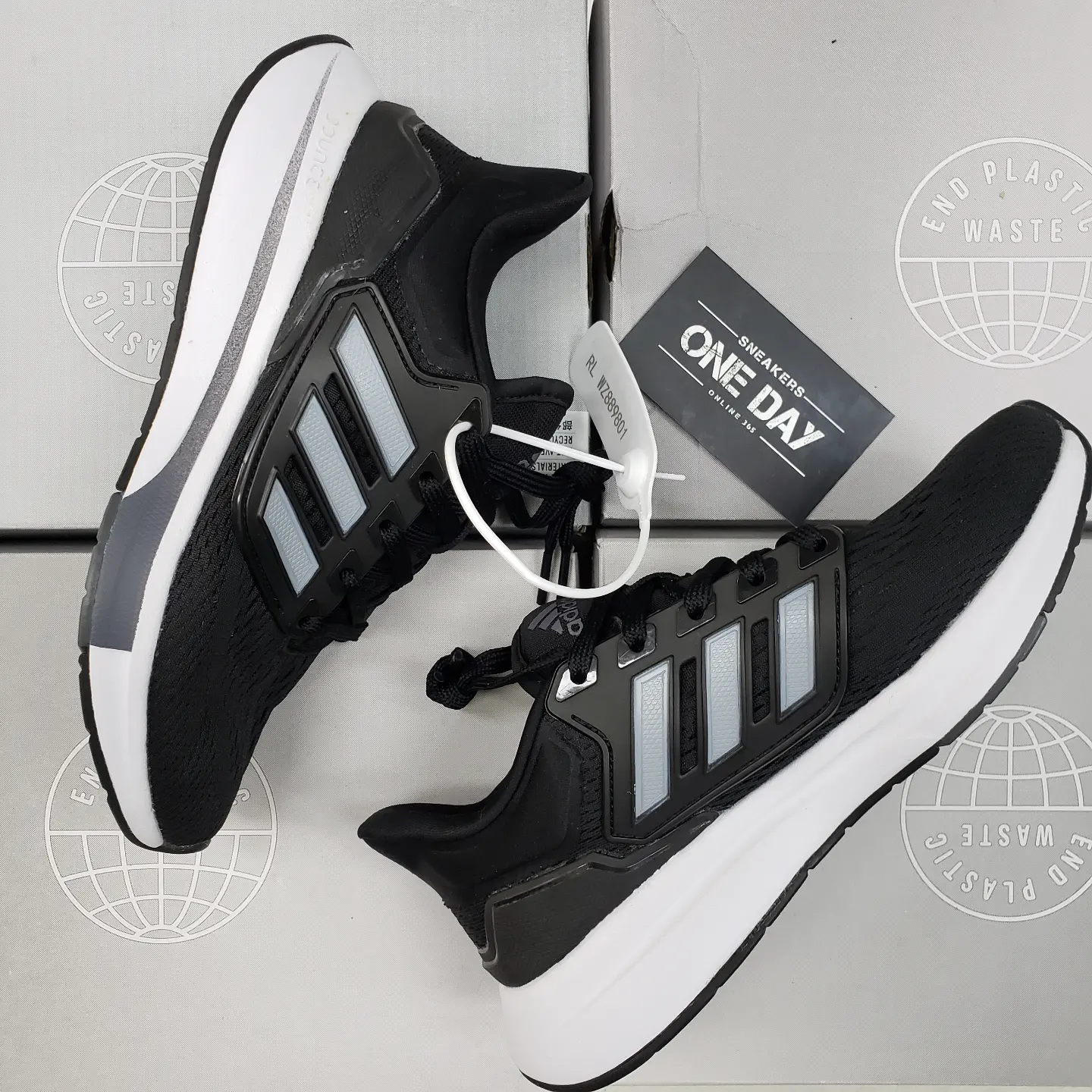 ADIDAS EQ21