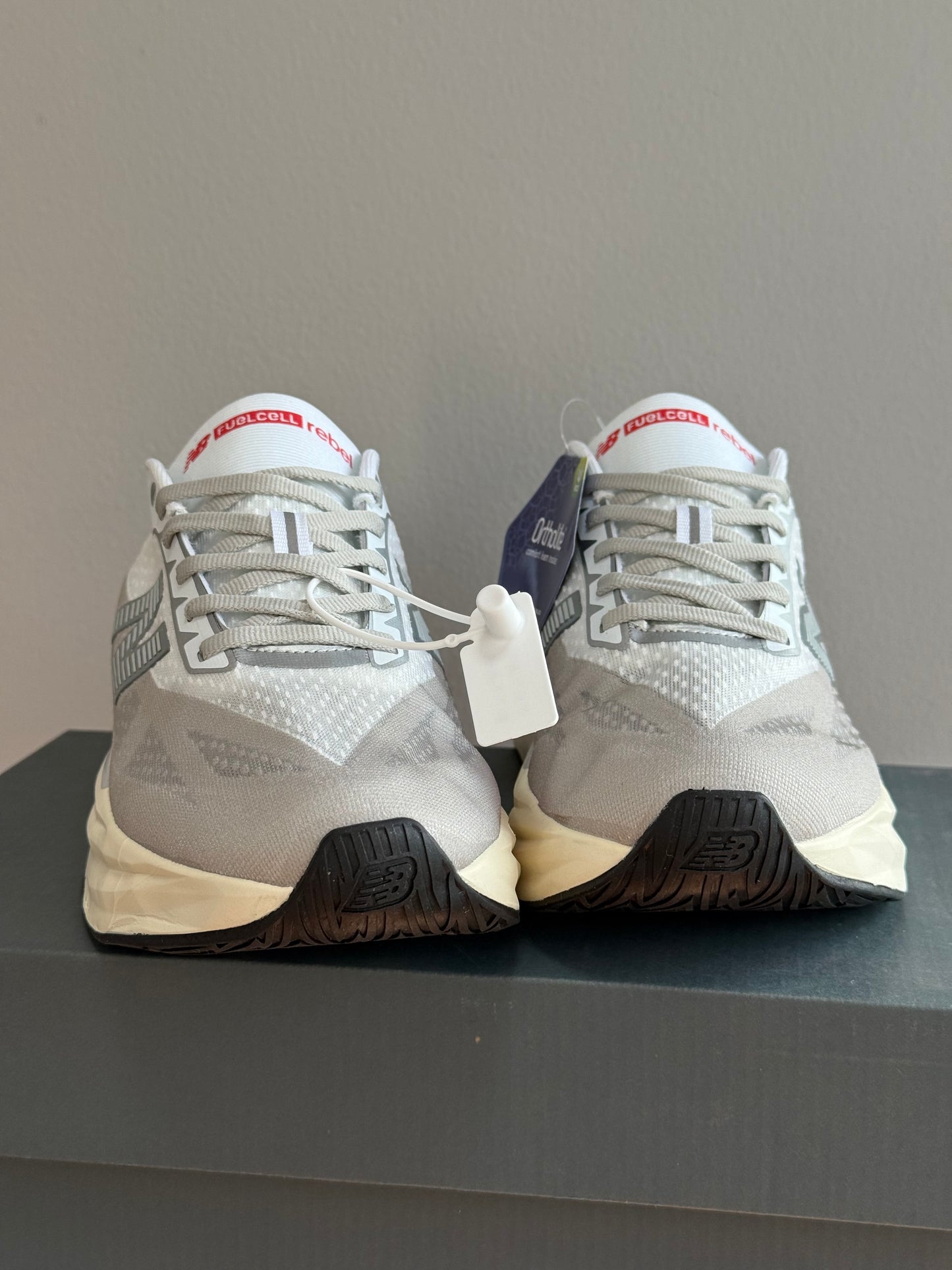 New Balance REBEL V5