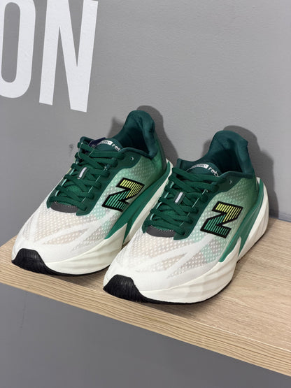NEW BALANCE REBEL