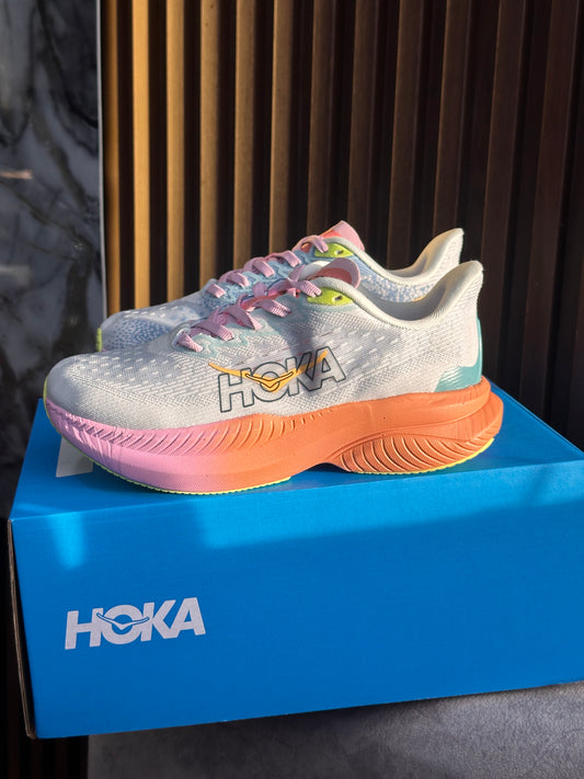 Hoka MACH 6