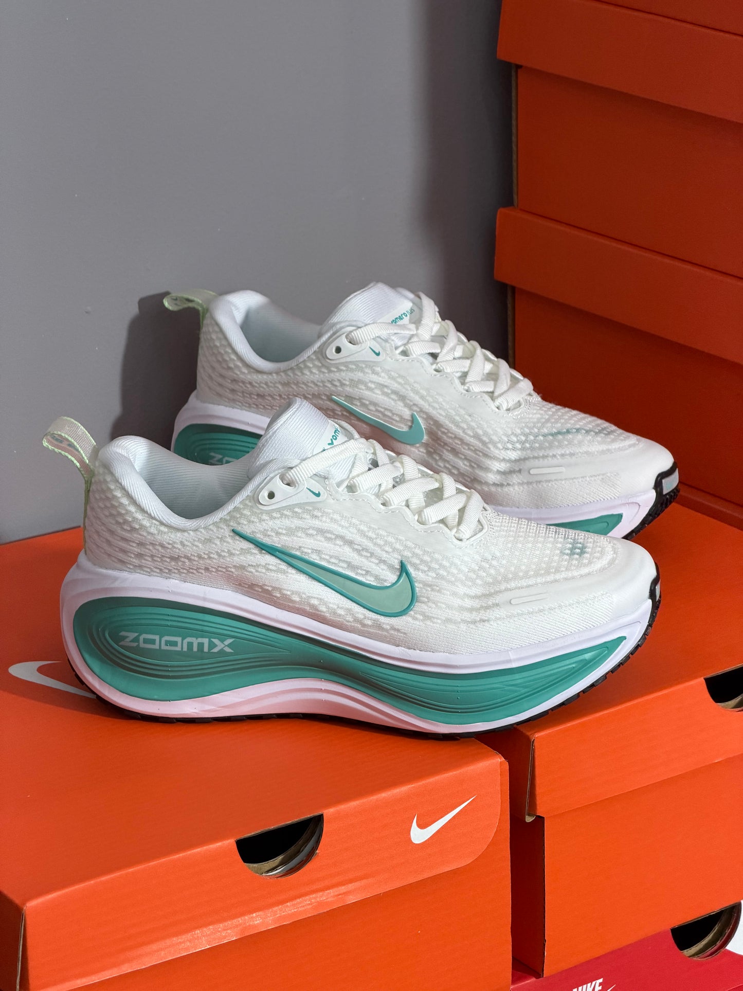 Nike Vomero plus