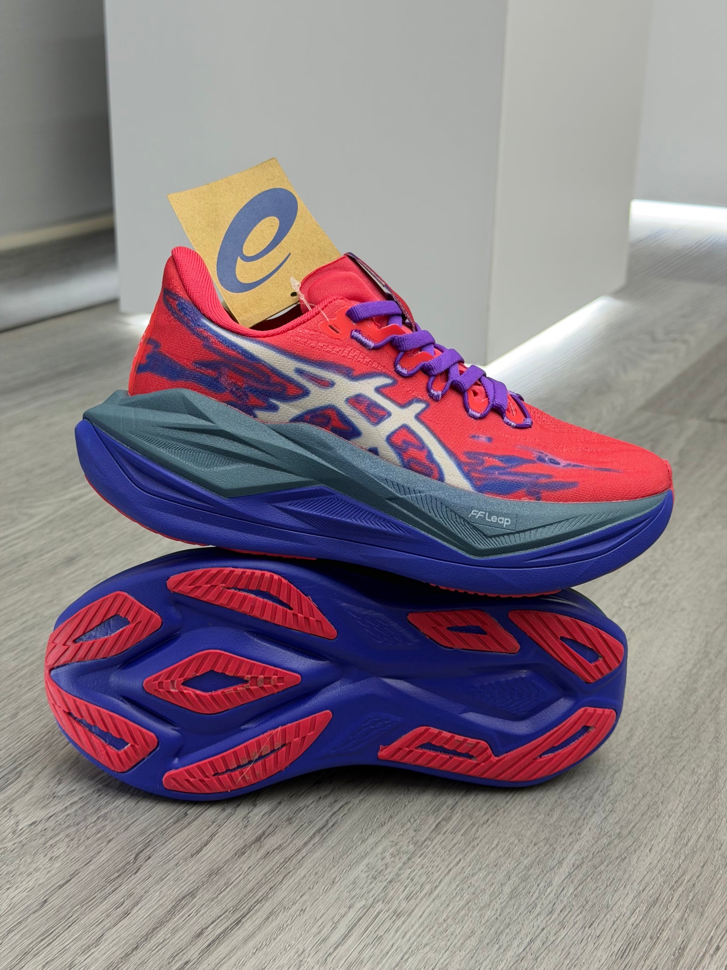 Asícs superblast 3