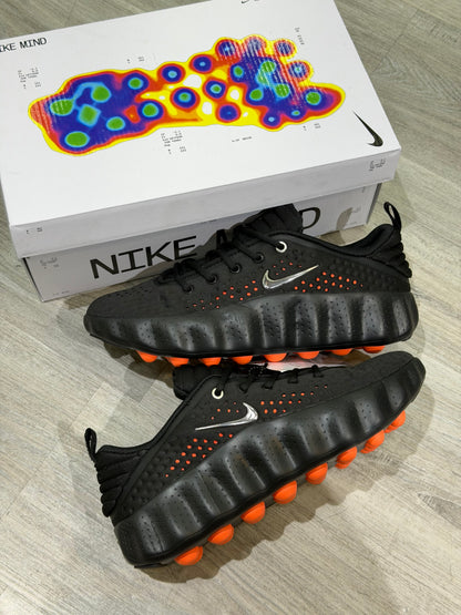 Nike Mind 002