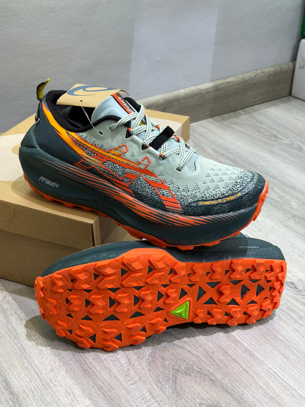 ASICS TRABUCO MAX 4