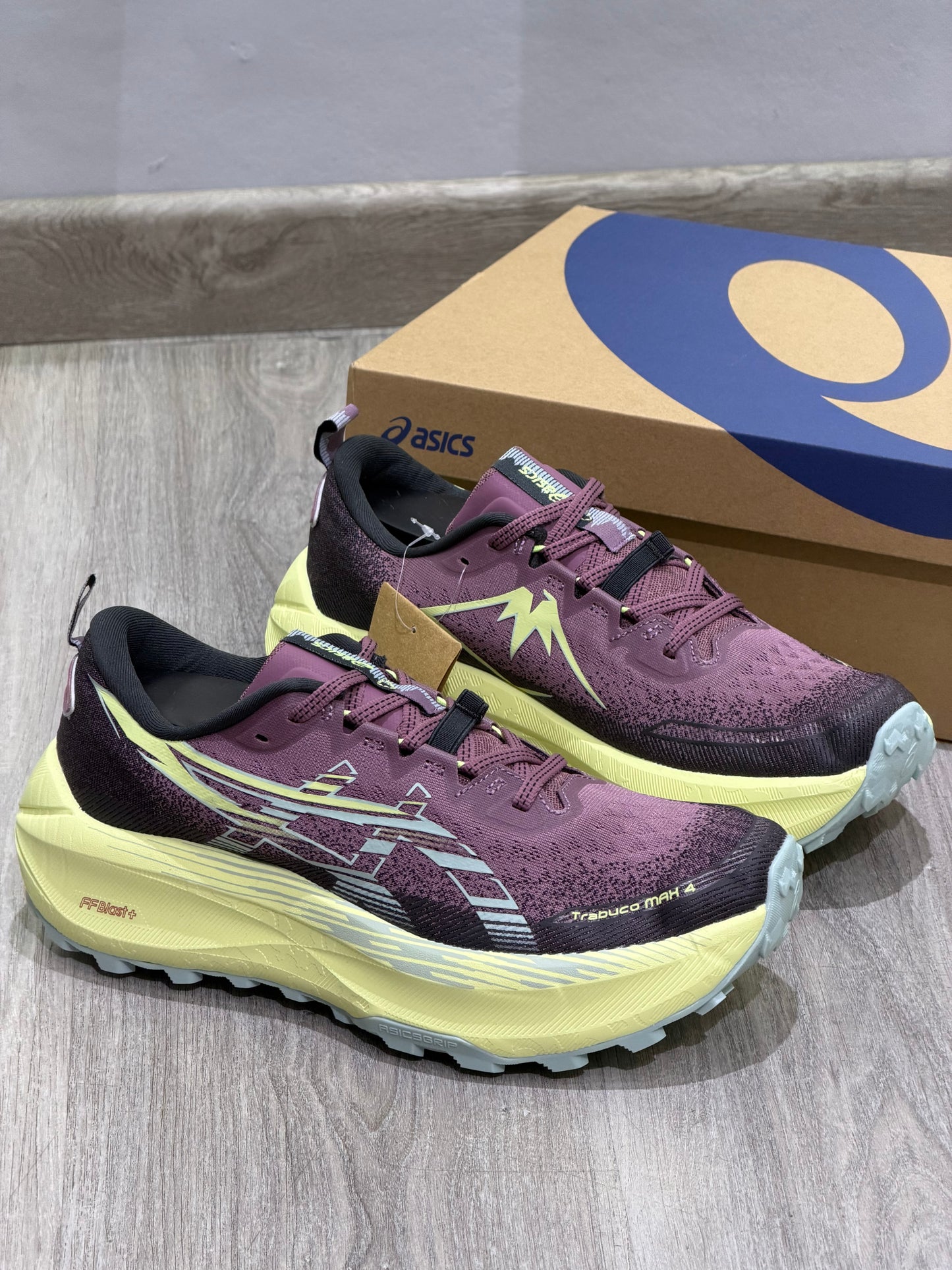 ASICS TRABUCO MAX 4