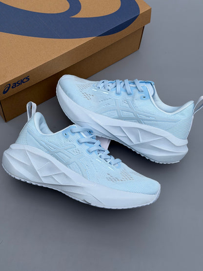 Asics Novablast 5