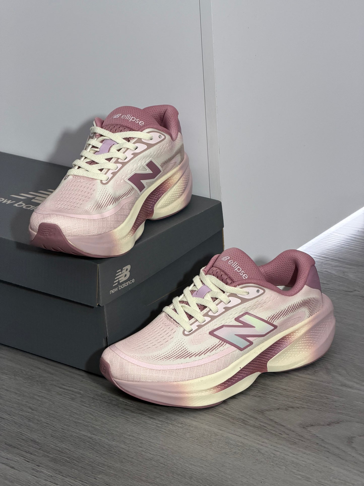 NEW BALANCE ELLIPSE