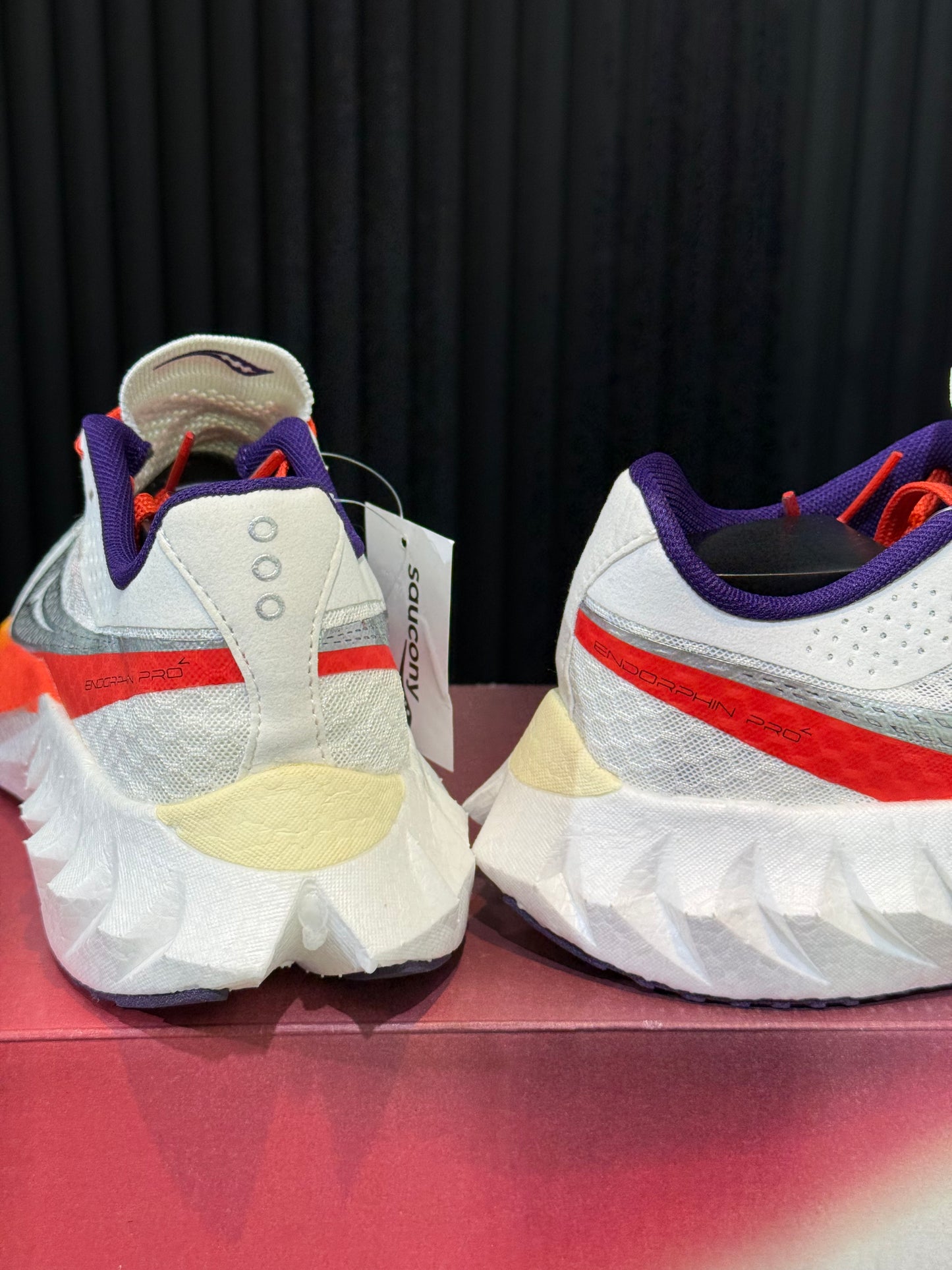 Saucony Endorphin PRO 4