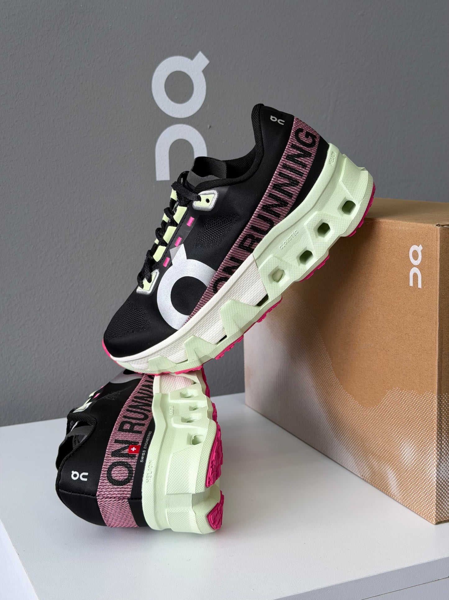 On running Cloudmonster 2 hyper