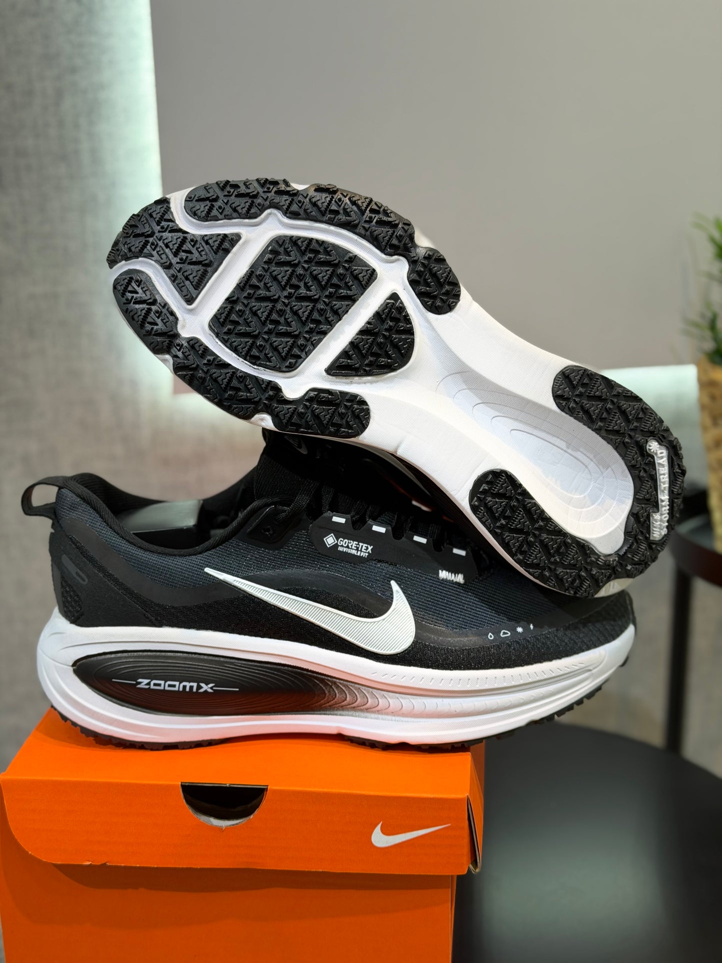 Nike Vomero 18 GORETEX