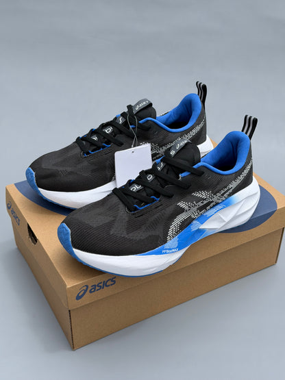 Asics Novablast 5