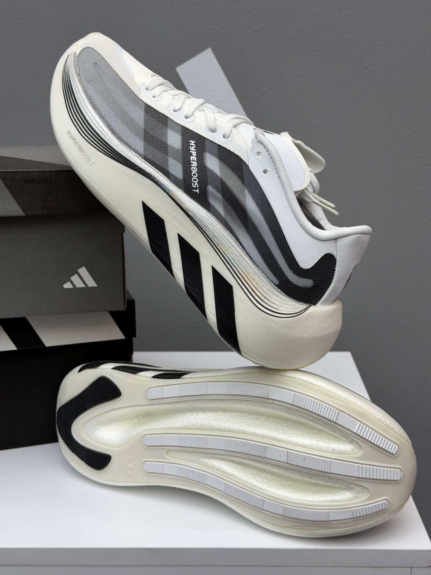 Hyperboost