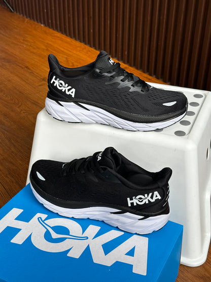 Hoka CLIFTON 8