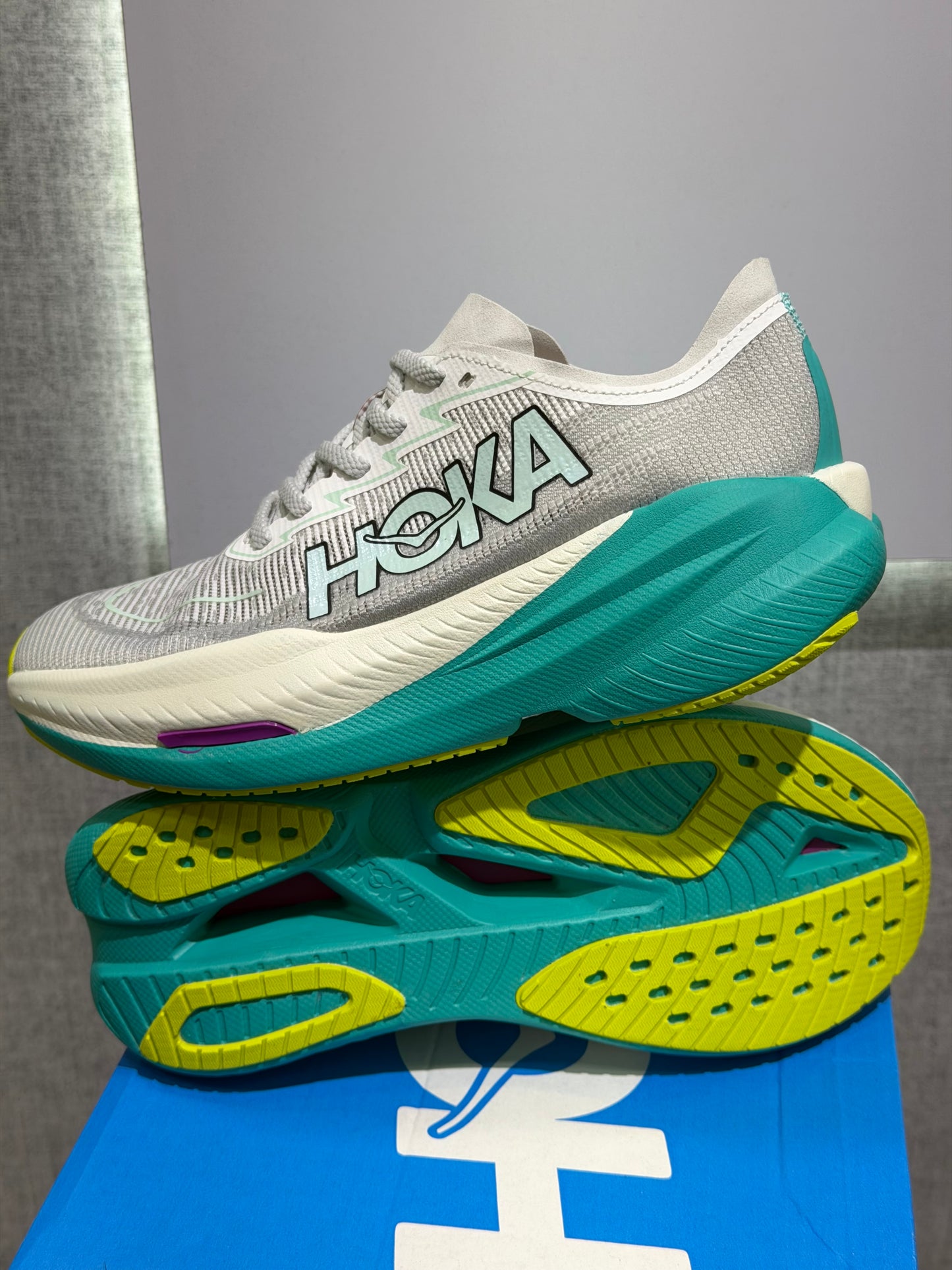 Hoka MACH X2