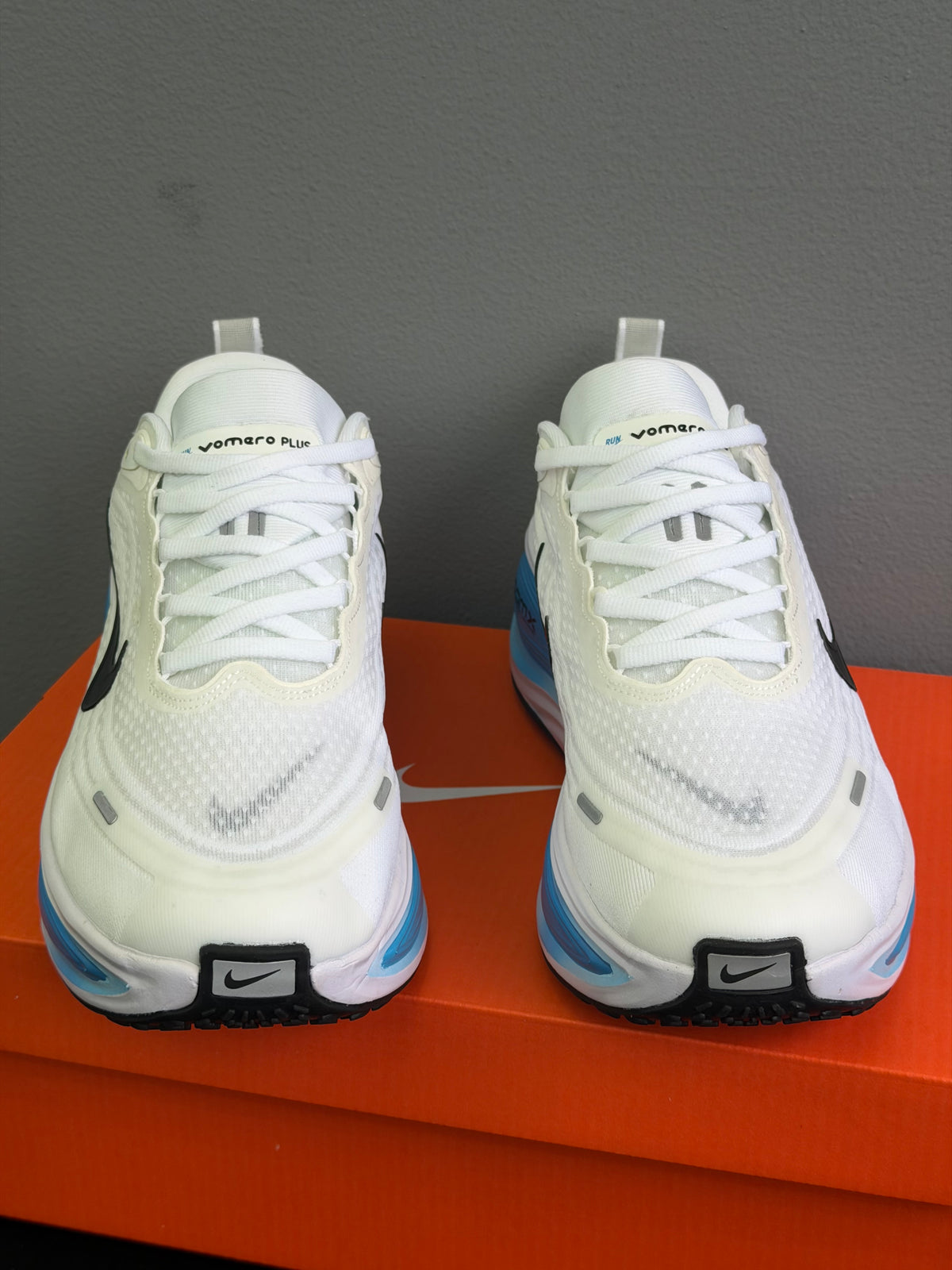 Nike Vomero Plus