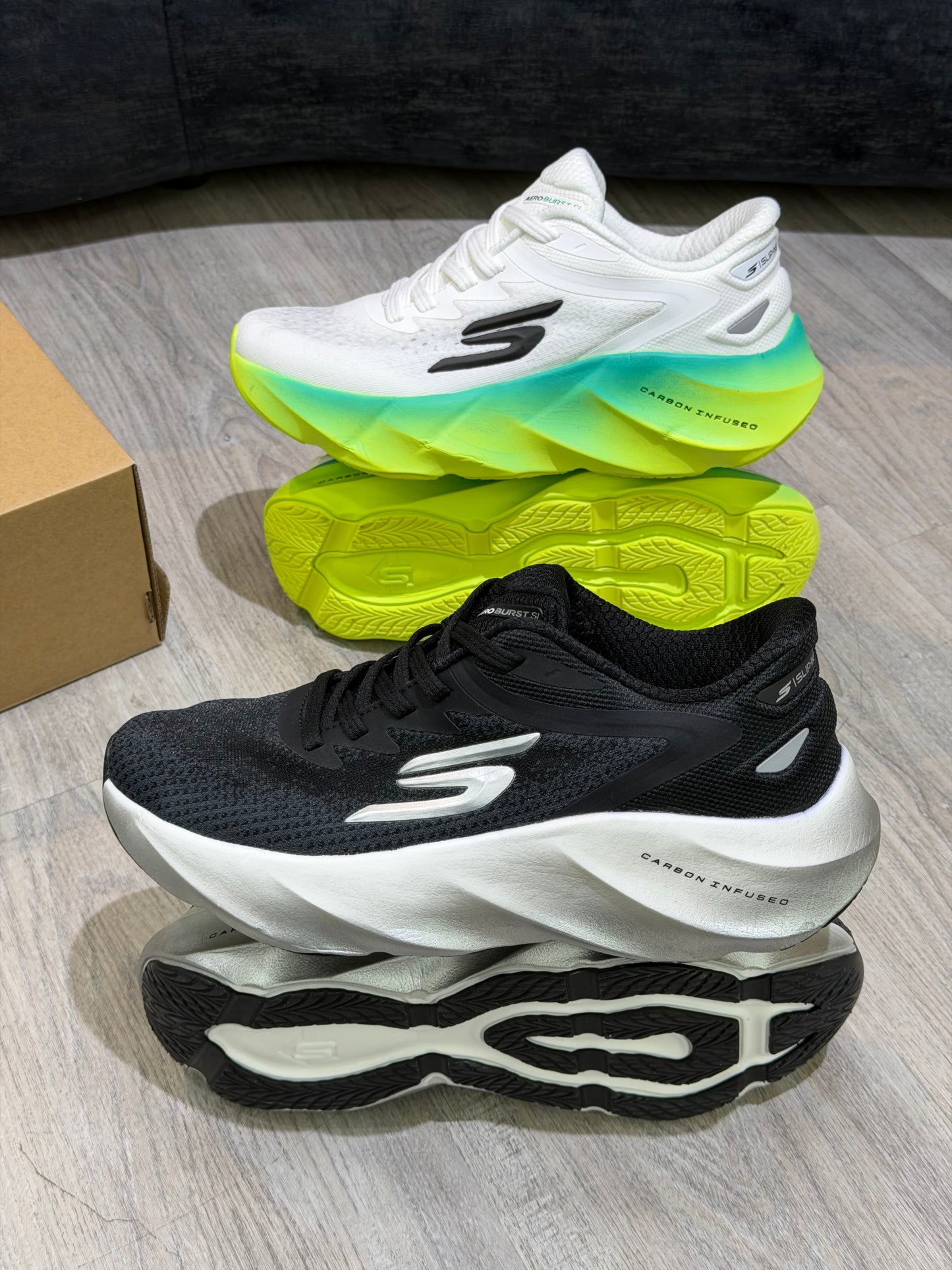 Skechers Aero burst