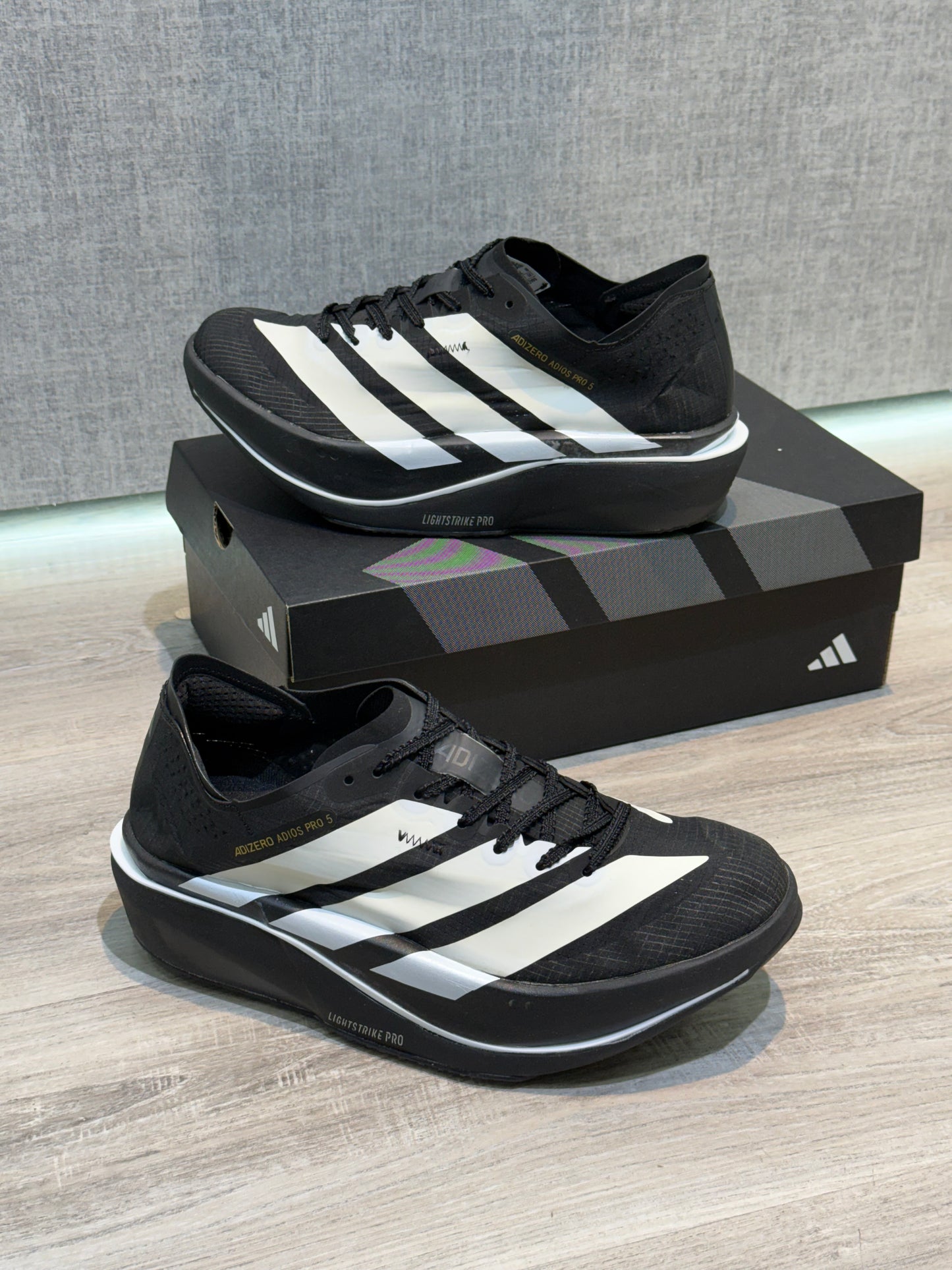 ADIZERO ADIOS PRO 5