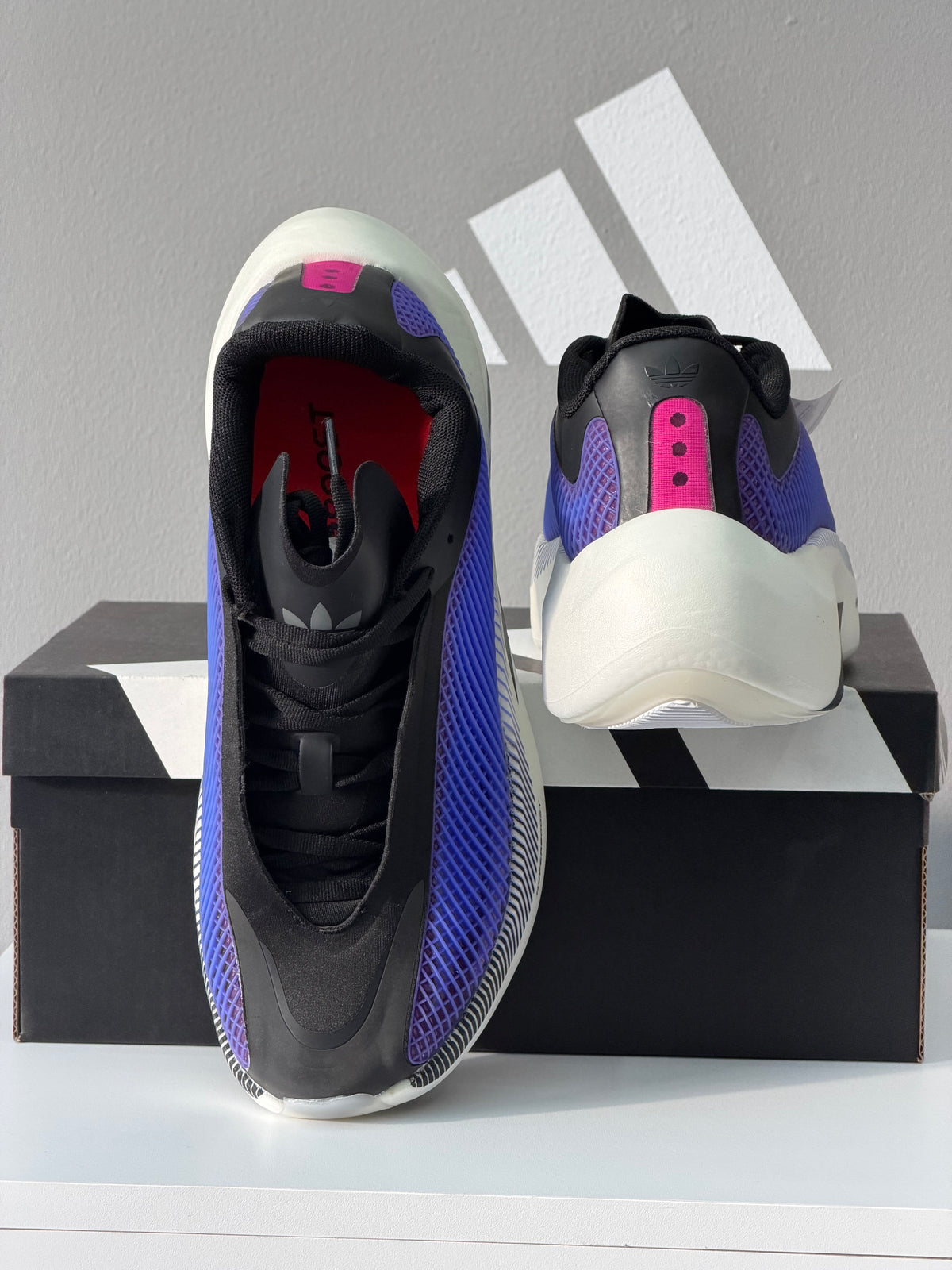 ADIDAS HYPERBOOST