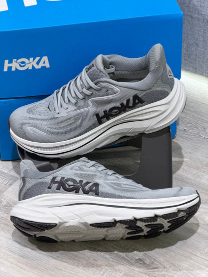 Hoka Clifton 10