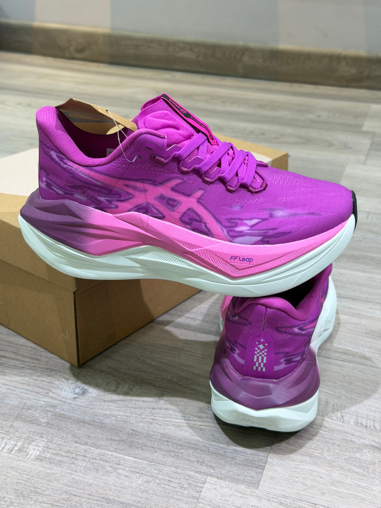 Asics superblast 3