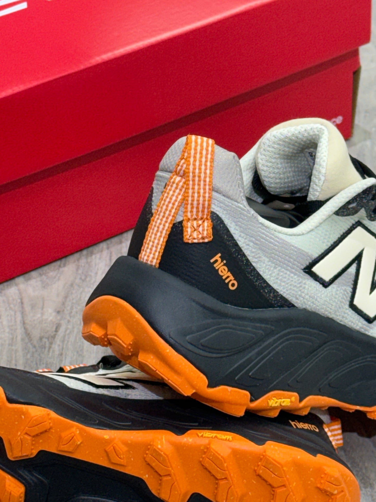 New balance Hierro