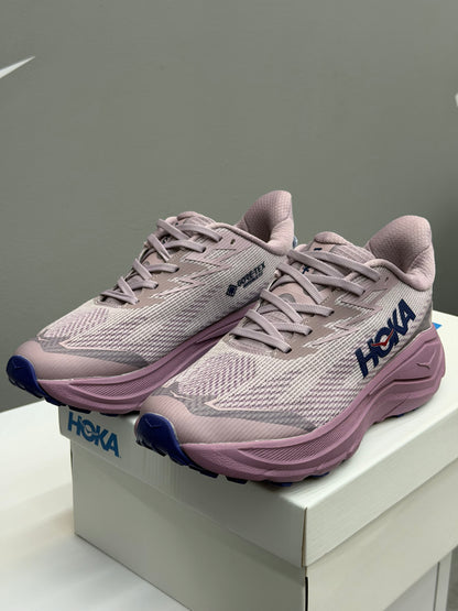 HOKA CHALLENGER 8 GTX