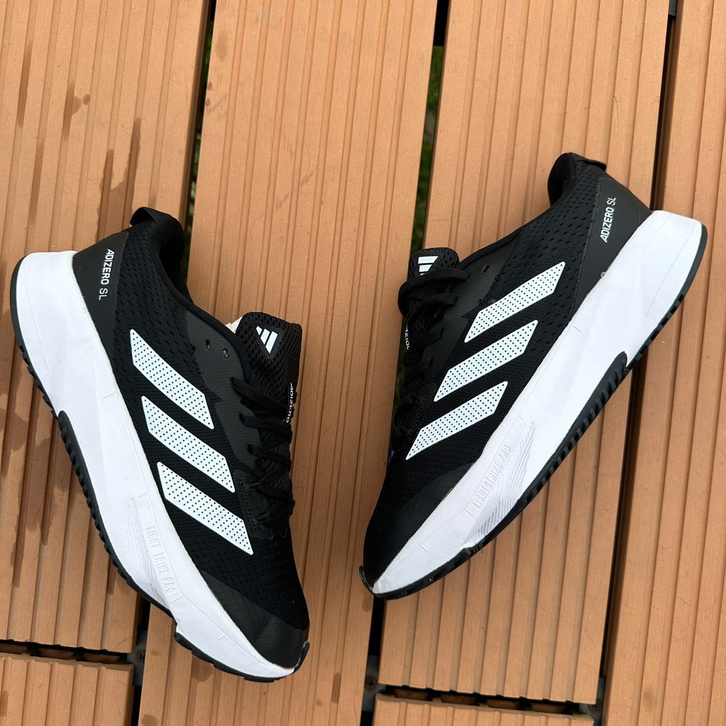 ADIZERO SL