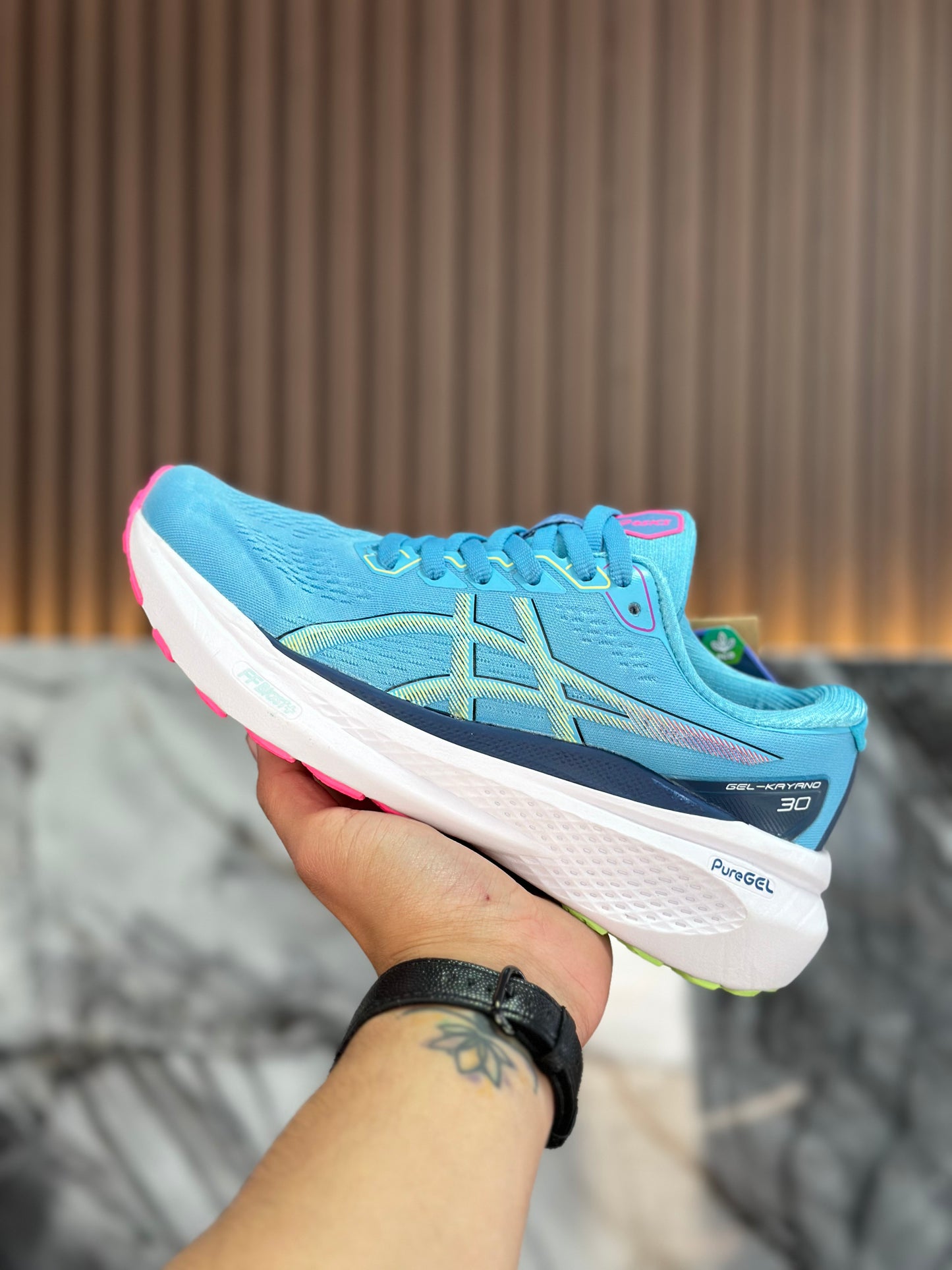 ASICS KAYANO 30