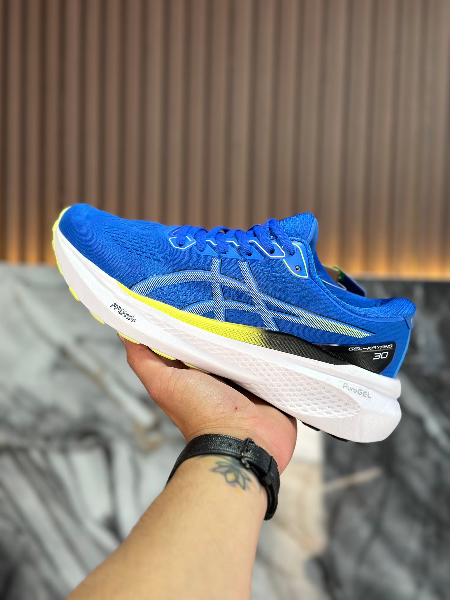 ASICS KAYANO 30